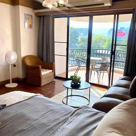 Apartment With Mountain-View Near Nimman Chiang Mai Buitenkant foto