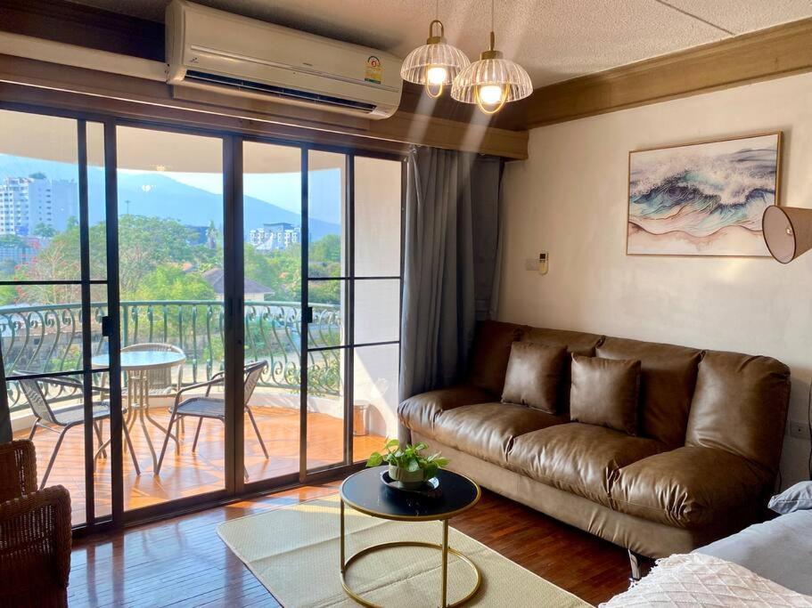 With Mountain-view Near Nimman Appartement